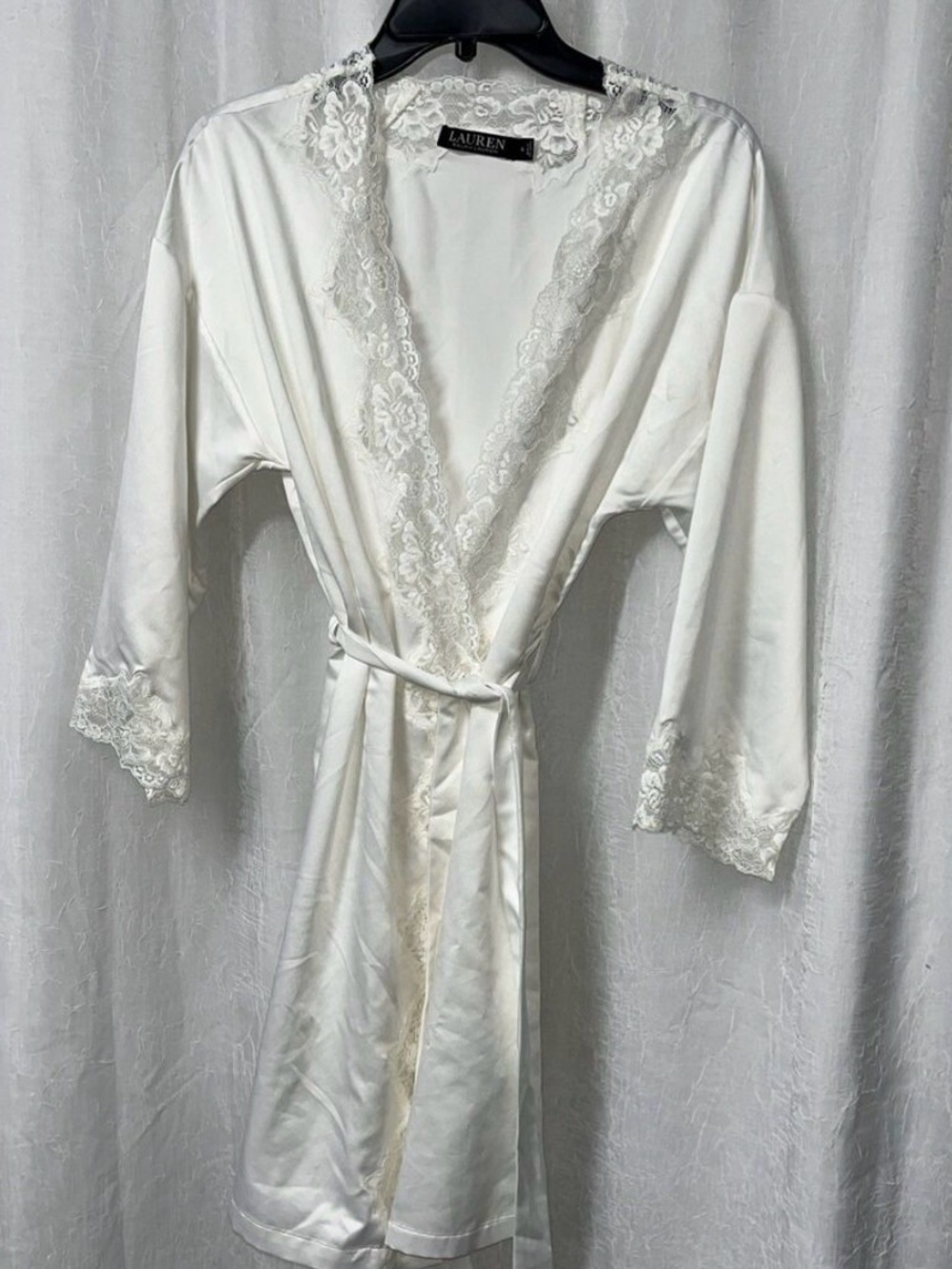 Lauren Ralph Lauren Satin
Essentials Women's Kimono
Robe Small